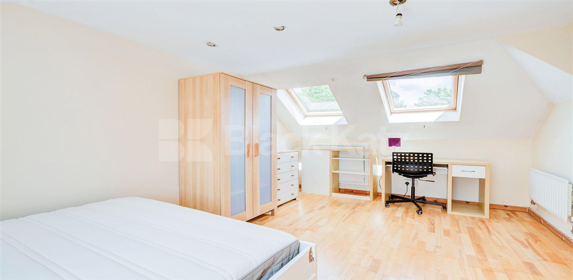 Stunning Sharers Apartment Uxbridge Road, Shepherds Bush
